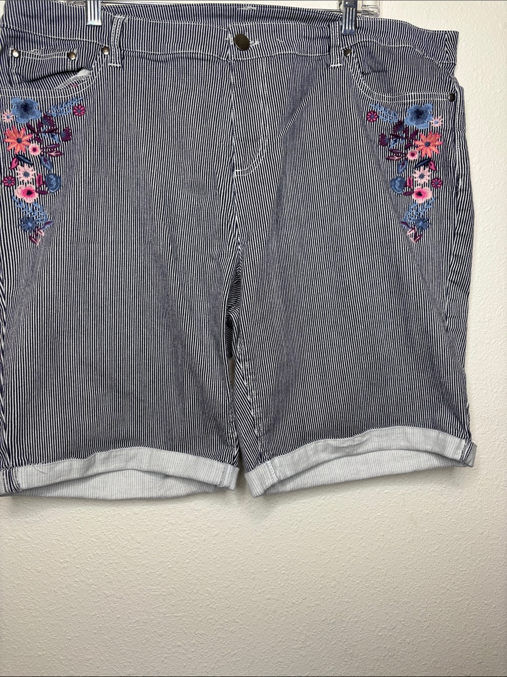 CJ Banks Navy Pinstripe Floral Embroidered Jean Shorts - Picture 4 of 10